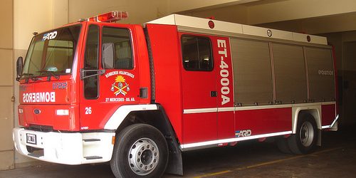 Tres personas hospitalizadas tras un siniestro vial en Ruta 5