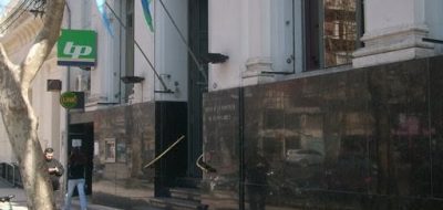 A pesar del decreto, el Banco Provincia atiende con normalidad