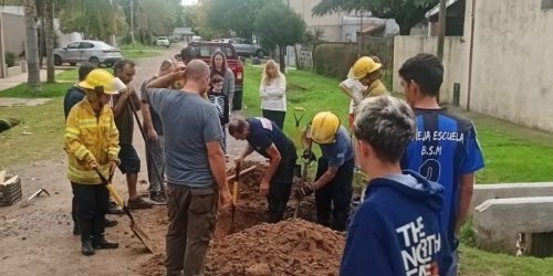 El rescate de Cacho y Mono conmocionó al barrio El Rosedal