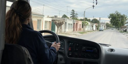 El Transporte Comunal suma conductoras mujeres