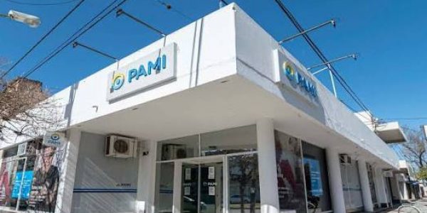 Sigue la polémica con el PAMI: ¿quién paga los platos rotos?