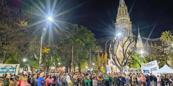 Importante convocatoria en Mercedes en defensa de la universidad pública