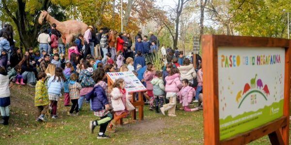Inauguraron formalmente el Paseo de la Megafauna