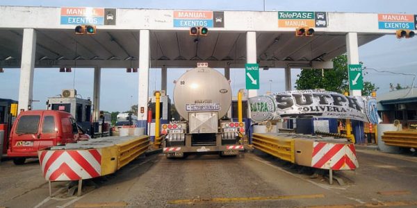 Alerta por potenciales despidos en el peaje de la Autovía 5