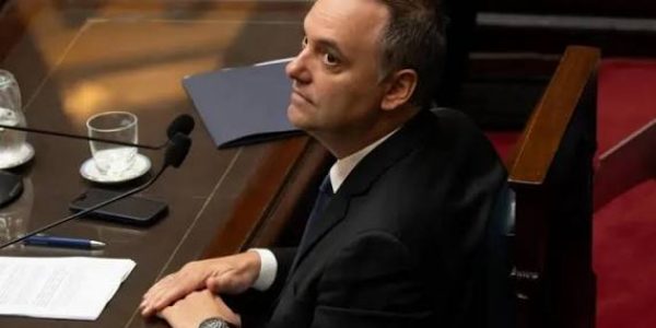 Duro comunicado del comité local de la UCR por el caso Adorni