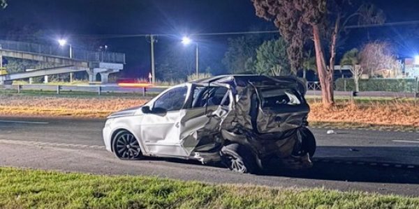 Choque de vehículos con tres personas heridas en la Ruta 5