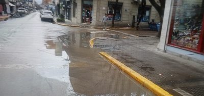 Un anegamiento de calzada que lleva mucho tiempo sin solucionarse