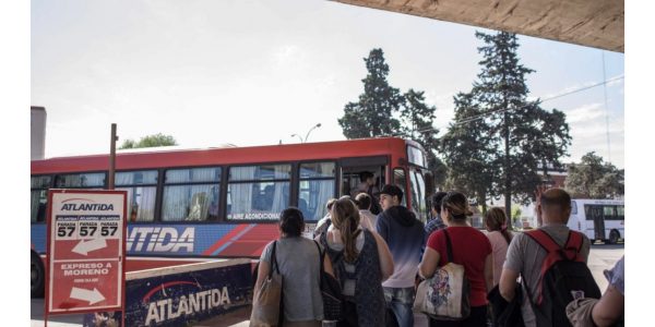 Nuevos horarios del 57 con menos servicios directos a Palermo
