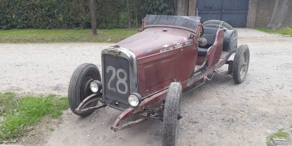 Un Chevrolet modelo 1928 se roba todas las miradas en Mercedes