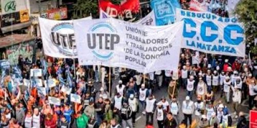Peregrinan los movimientos sociales por ‘Tierra, techo y trabajo’