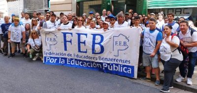 Docentes rechazan el aumento del 6 por ciento en dos tramos otorgado por la Provincia