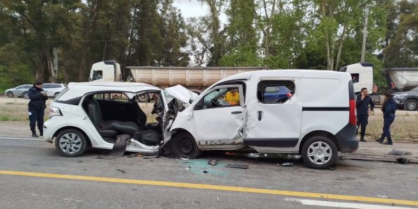 Murió una segunda persona tras el choque frontal entre dos vehículos