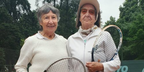 Tiene 87 años y ganó un torneo de tenis +85 en Tucumán
