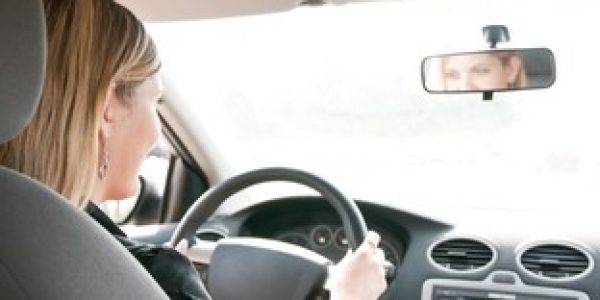 Nancy Okos: “Las mujeres tienen mayor cuidado de la vida propia y de la de los suyos al conducir”