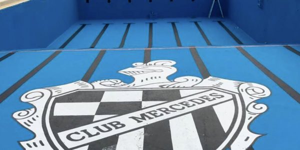 Robaron en el Club Mercedes