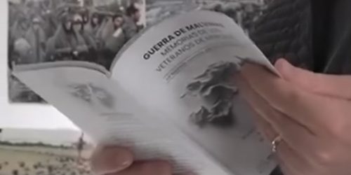 Transcriben al sistema Braille un libro sobre la gesta de Malvinas