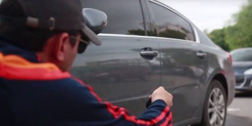 Persecución y dos hombres detenidos por robo con inhibidores